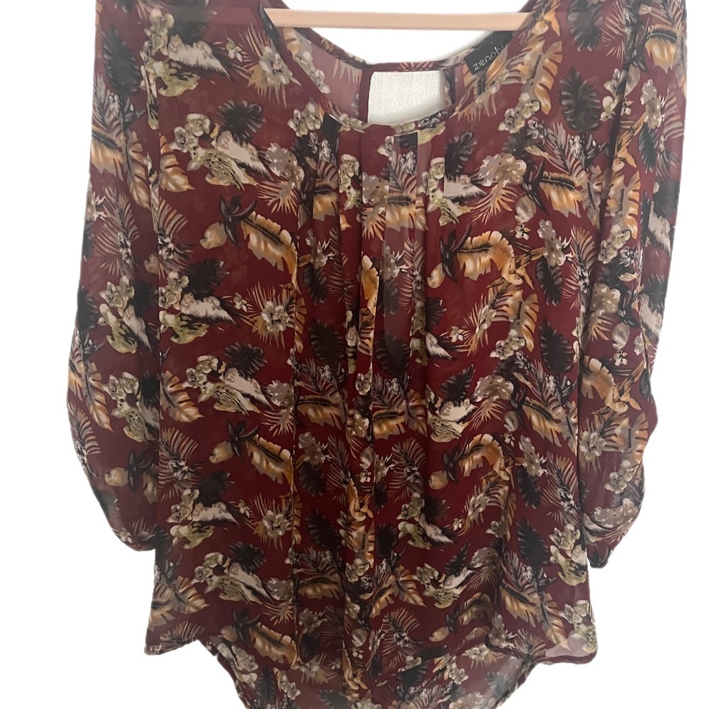 Sheer Floral pleats at neck roll cuff Romantic feminine high low crossover open